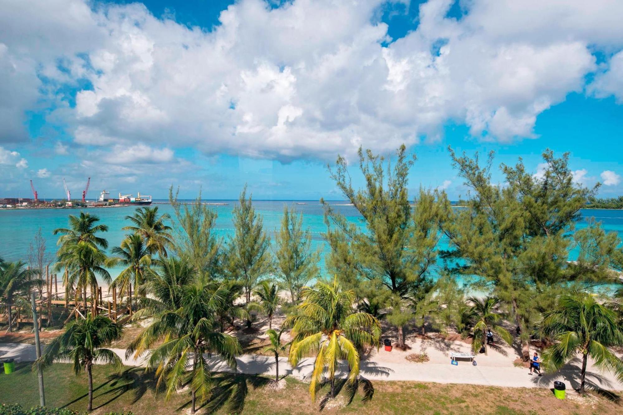 Courtyard By Marriott Nassau Downtown/Junkanoo Beach Экстерьер фото